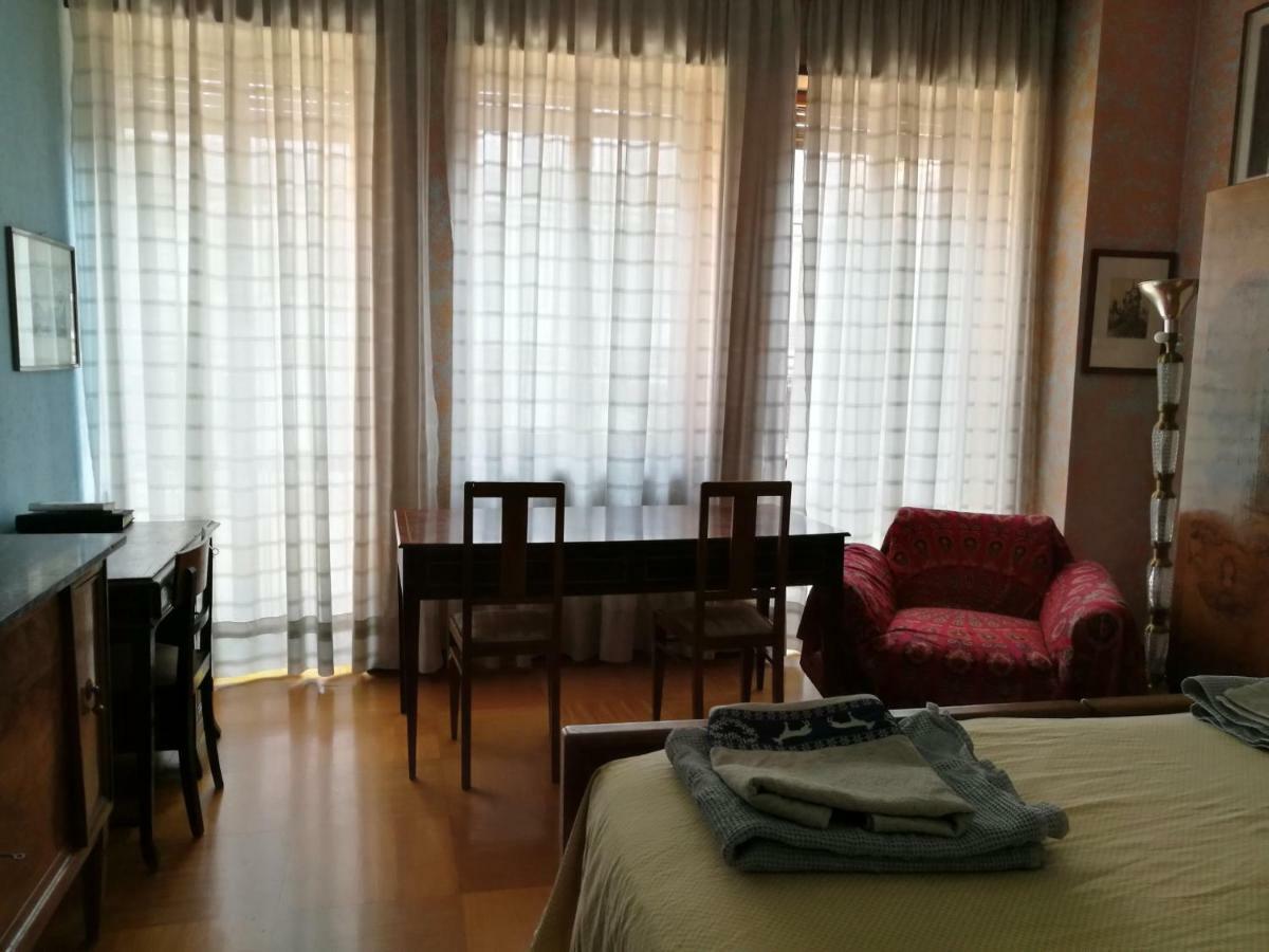 Big Room In Milano Center エクステリア 写真